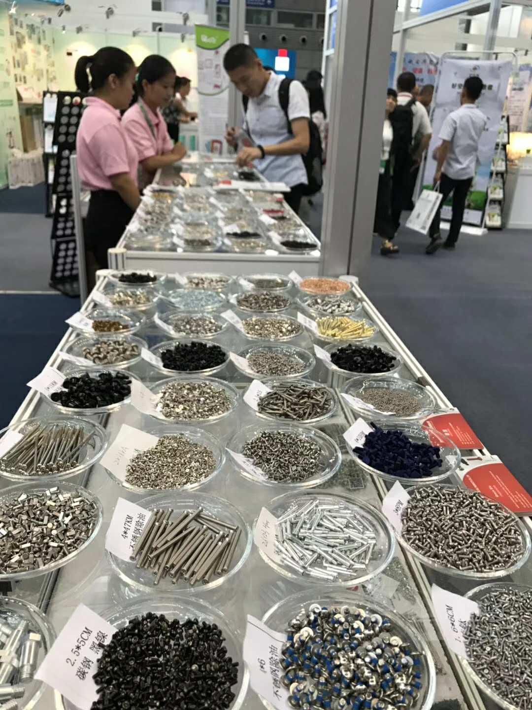 世世通螺絲廠家寶博會(huì)的第二天 世世通螺絲廠家寶博會(huì)的第二天