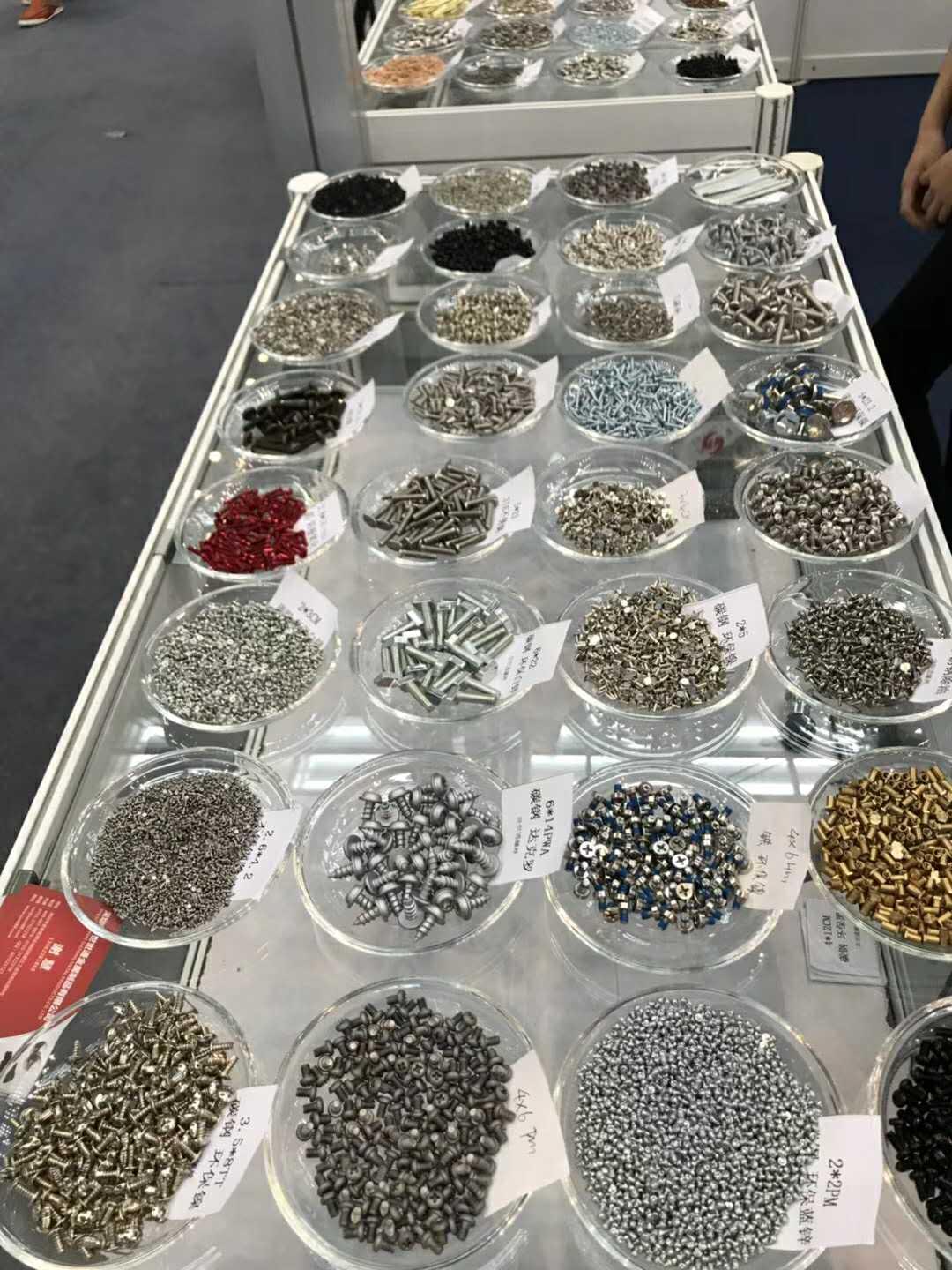 世世通螺絲廠家寶博會(huì)的第二天 世世通螺絲廠家寶博會(huì)的第二天
